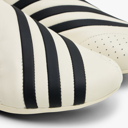 *** NE PAS UTILISER RA 6250147503 ***adidas x Pharrell Vario Flat Earther Blanc / Noir - Blanc