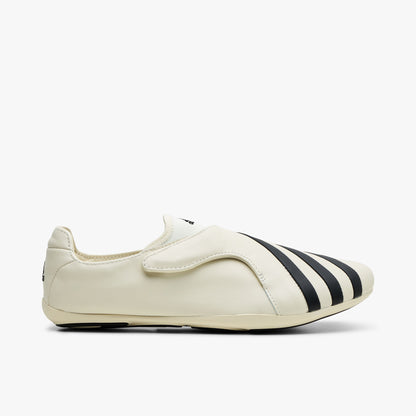 *** NE PAS UTILISER RA 6250147503 ***adidas x Pharrell Vario Flat Earther Blanc / Noir - Blanc