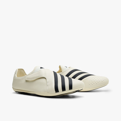 *** NE PAS UTILISER RA 6250147503 ***adidas x Pharrell Vario Flat Earther Blanc / Noir - Blanc