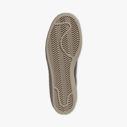adidas Superstar Vintage Short Shell. Bottom view of Carbon sneakers showing Wonder Beige rubber herringbone traction outsole. 