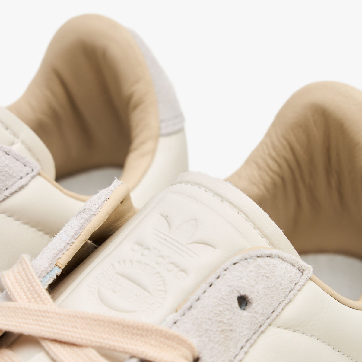adidas BW Army Chalk White / Clear Granite - Gum