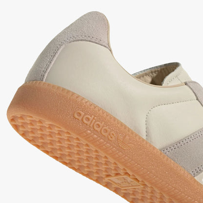 adidas BW Army. Close-up of Clear Granite suede heel tab, Chalk White leather upper, and Gum rubber outsole with adidas branding. 