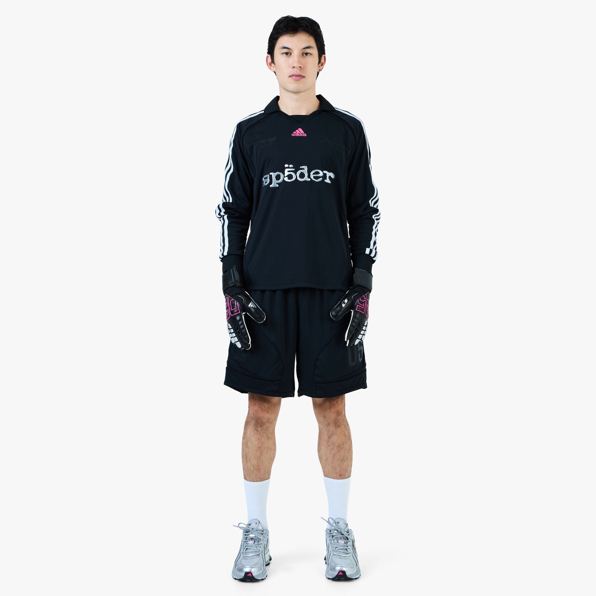 adidas x SP5DER Gloves / Black | Livestock