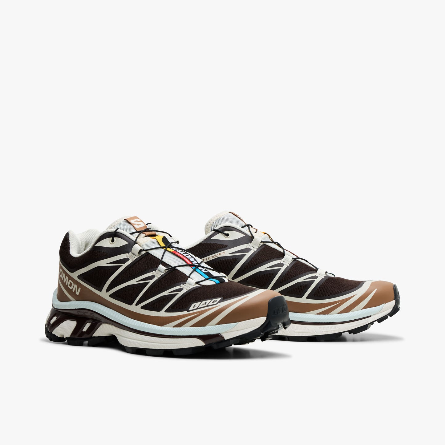 Salomon XT-6 GTX. Three-quarter view of Black Coffee coloured trail running shoes showing LAB toe branding and Quicklace toggle system. 