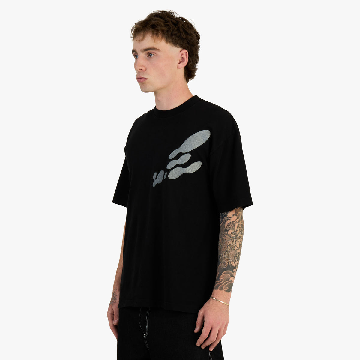 b.Eautiful Fukai T-Shirt / Black