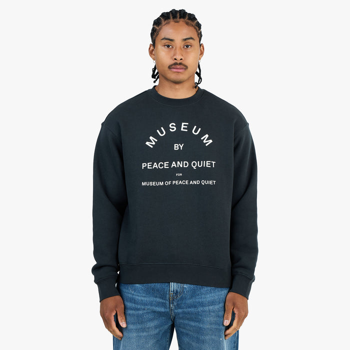 Museum of Peace and Quiet Museum par PQ Crewneck / Noir 1