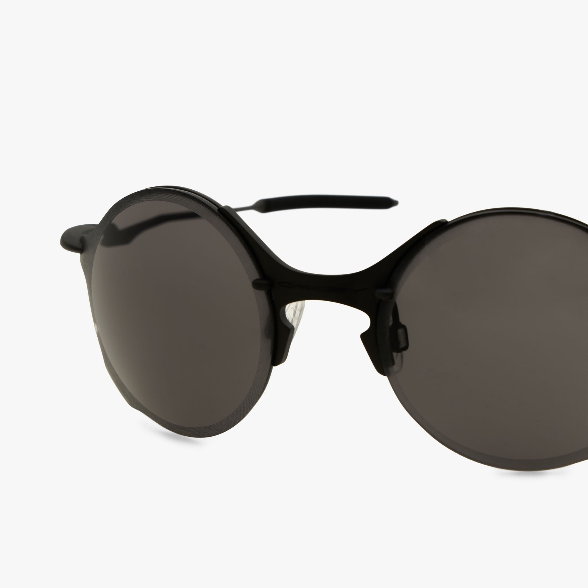 Oakley TAILEND サングラス ブラック y2k Oakley Tailend Titanium like a fine wine ⚡️ #olabskg Available