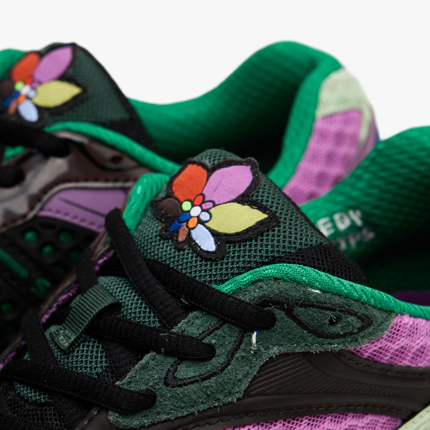 Saucony x Jae Tips ProGrid Triumph 4 Violet / Earth