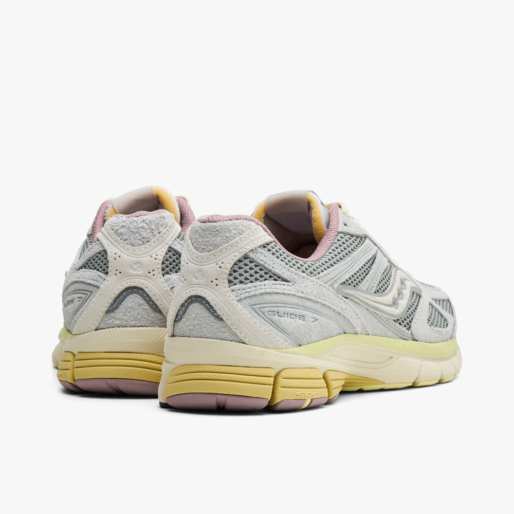 Saucony x 3sixteen Guide v7.3 / Graphite – Livestock
