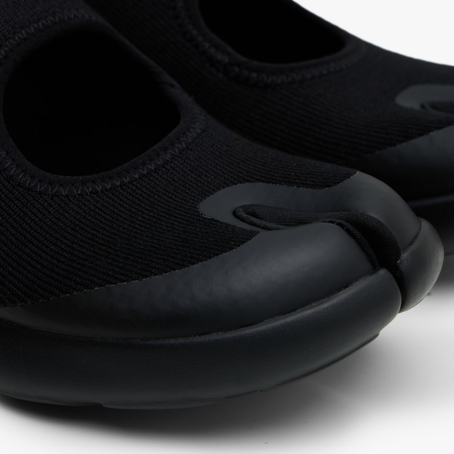 Tabi Sandal / Black