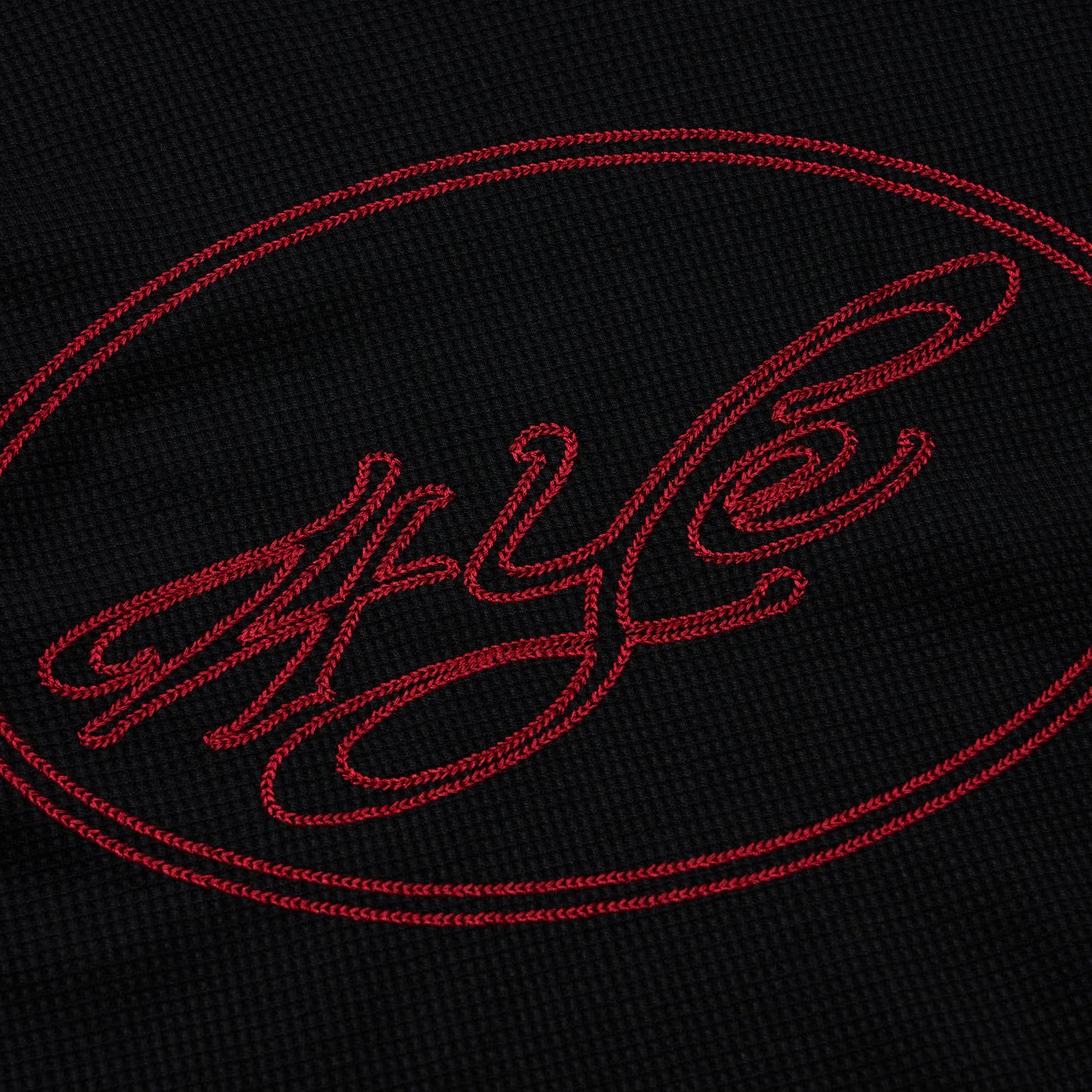 4YE Signature Waffle Top Black / Red