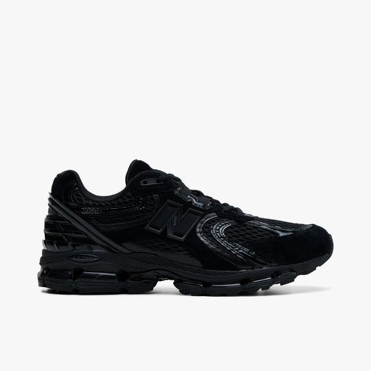 New Balance 1954R Black / Black