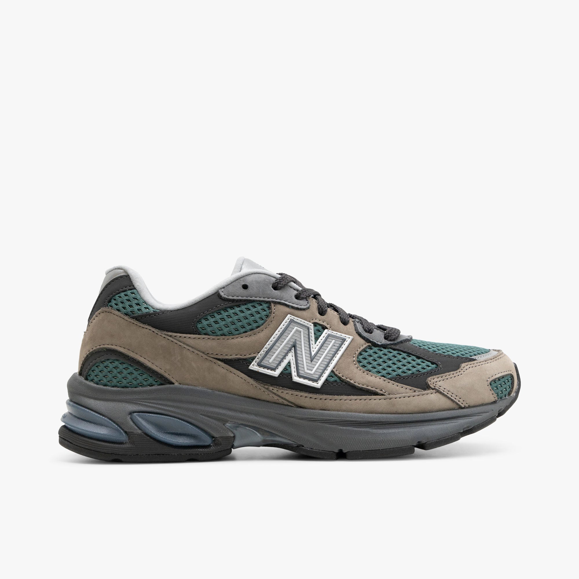 U2010AGY_new_balance_2010_dock