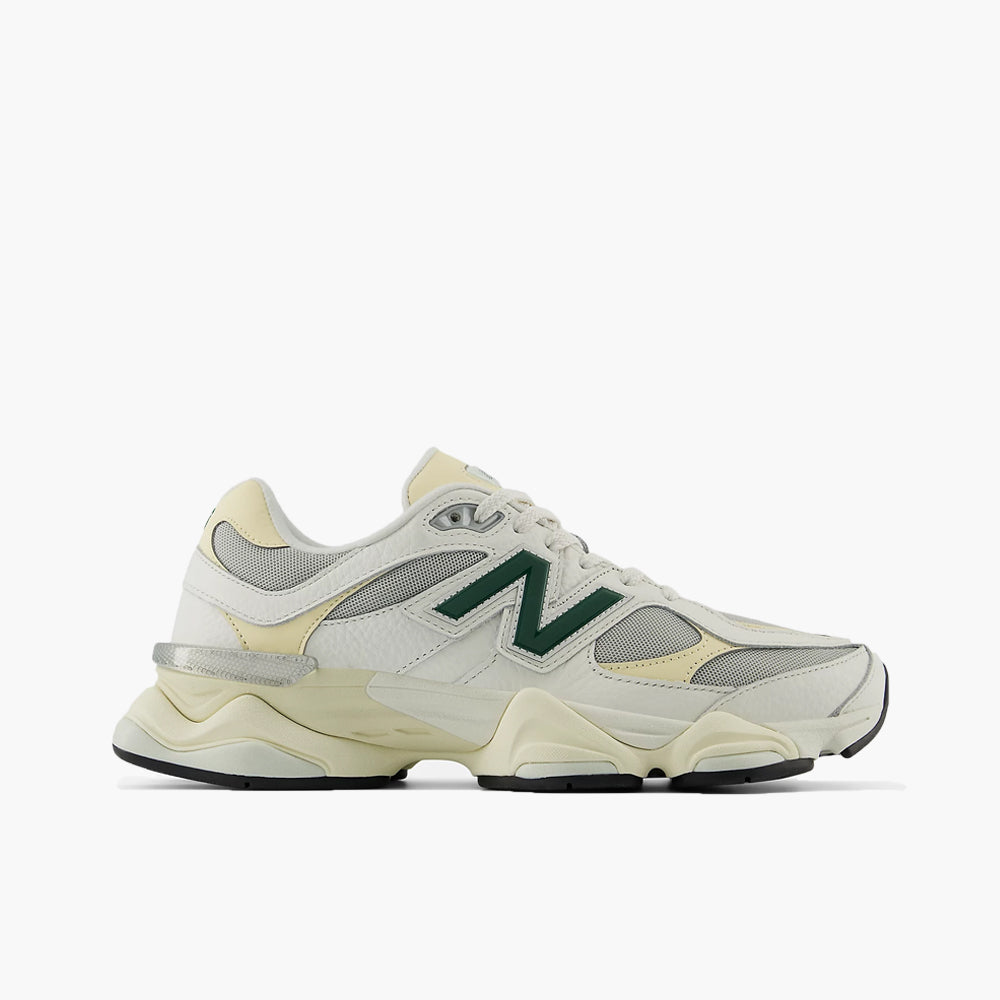 New Balance 9060 Sea Salt US 11