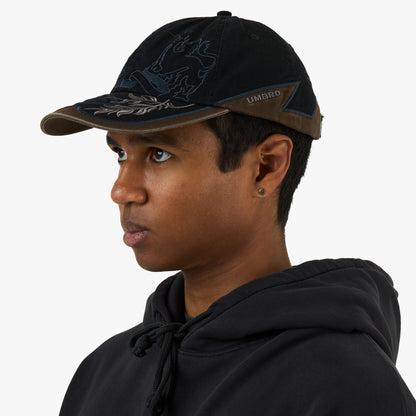 Umbro Laurel Cap Brown / Black