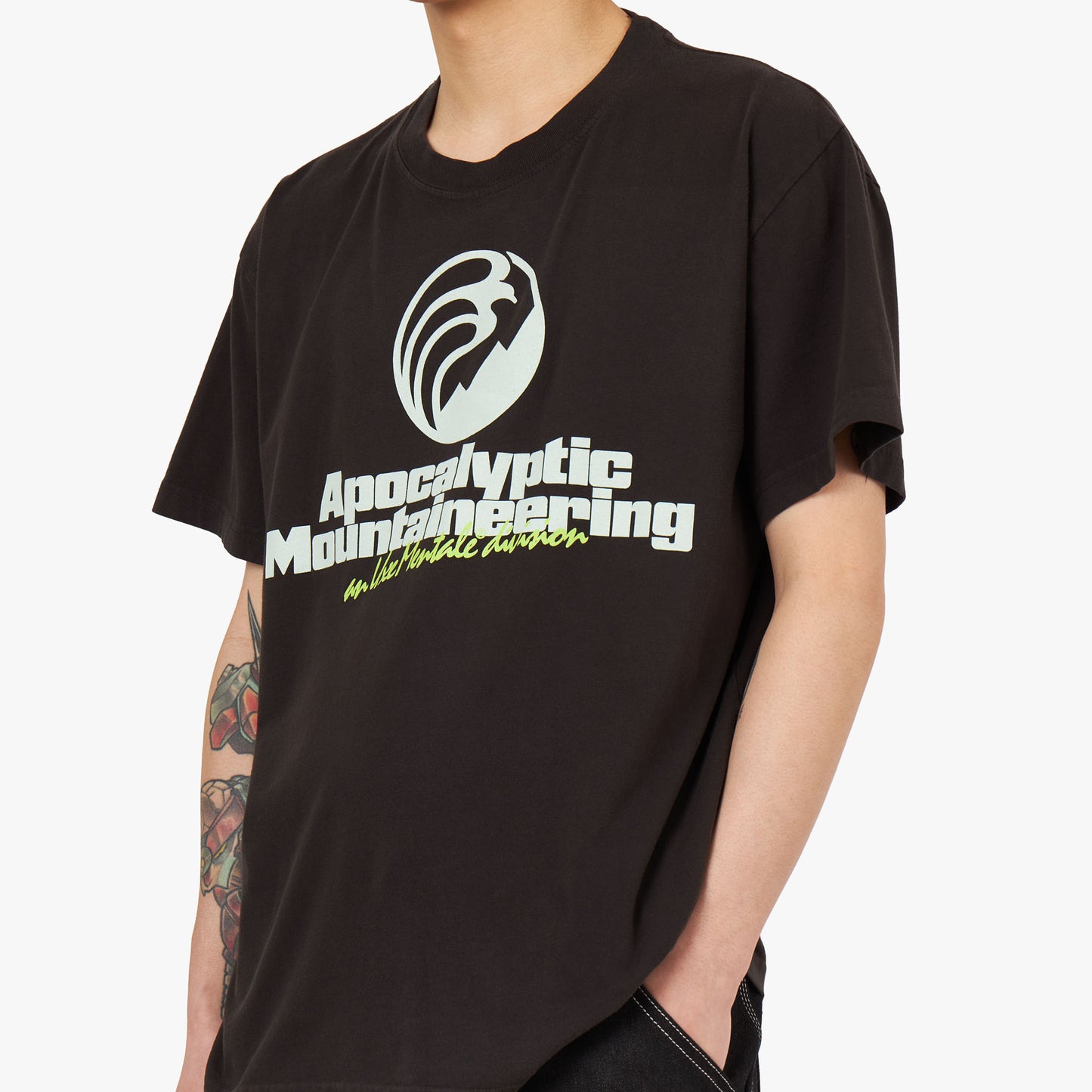 UXE Mentale Apocalyptic Mountaineering T-shirt / Noir