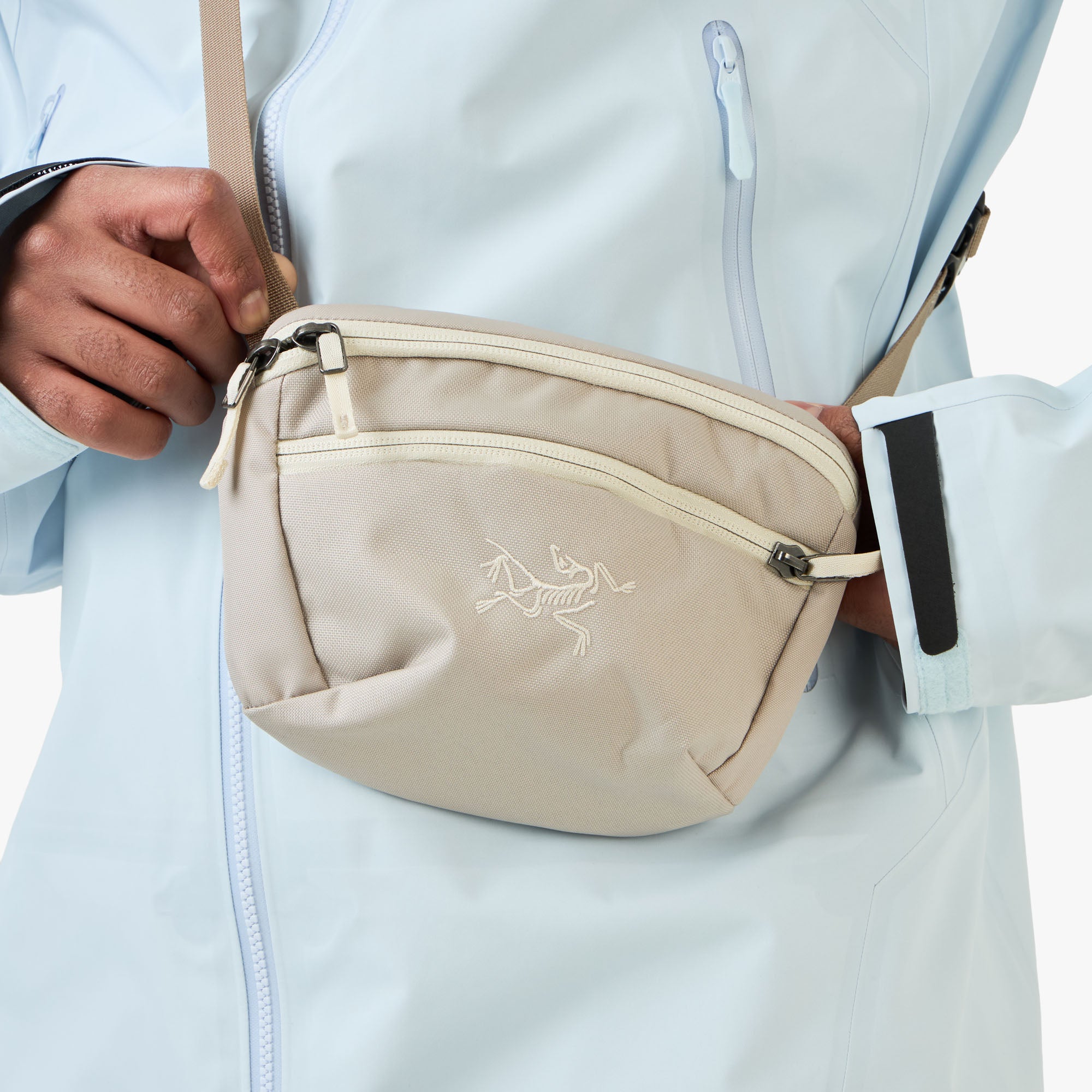BEAMS BOY ARC’TERYX Mantis1 Waist Pack Arc'teryx Mantis 1 Waist Pack Run /Sea Salt | Livestock