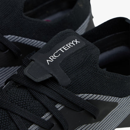 Arc'teryx Vertex Speed Low Black / Arctic Silk