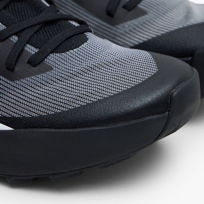 Arc'teryx Vertex Speed Low Black / Arctic Silk
