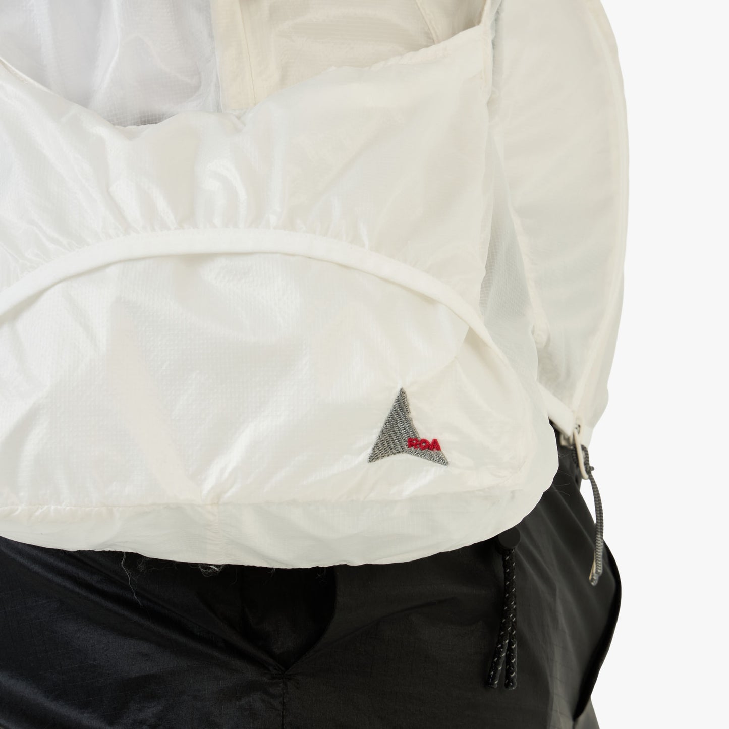 ROA LAKI Small Packable Knot Bag / Wispy Clouds