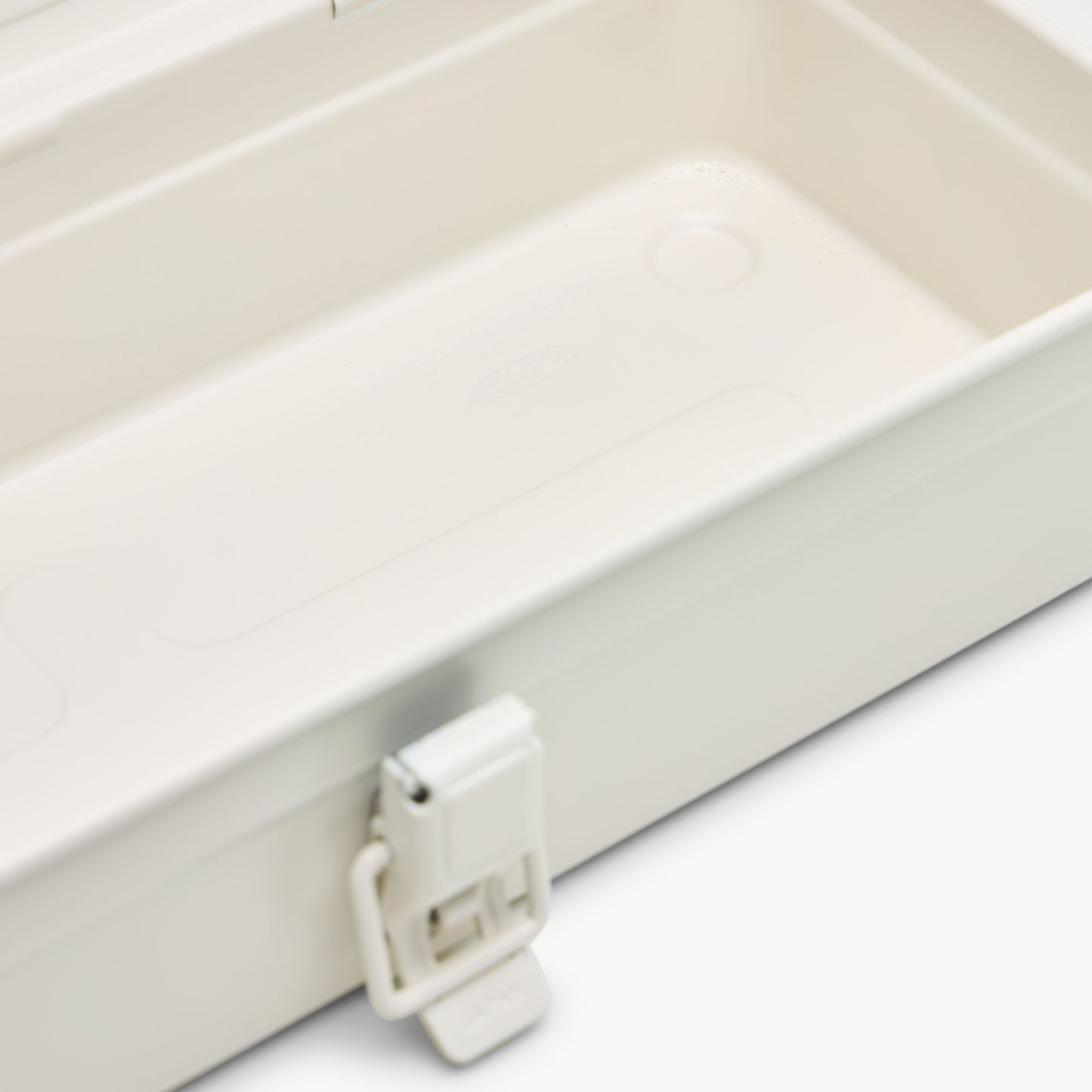 TOYO T-320 Toolbox / White