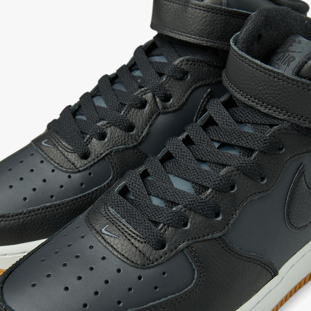 Size 7 - Nike Air Force 1 Low Under Construction - Black